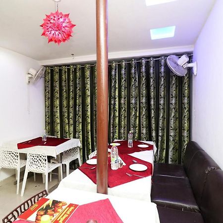 Oyo 24958 Hotel Dayal Belanganj Екстер'єр фото